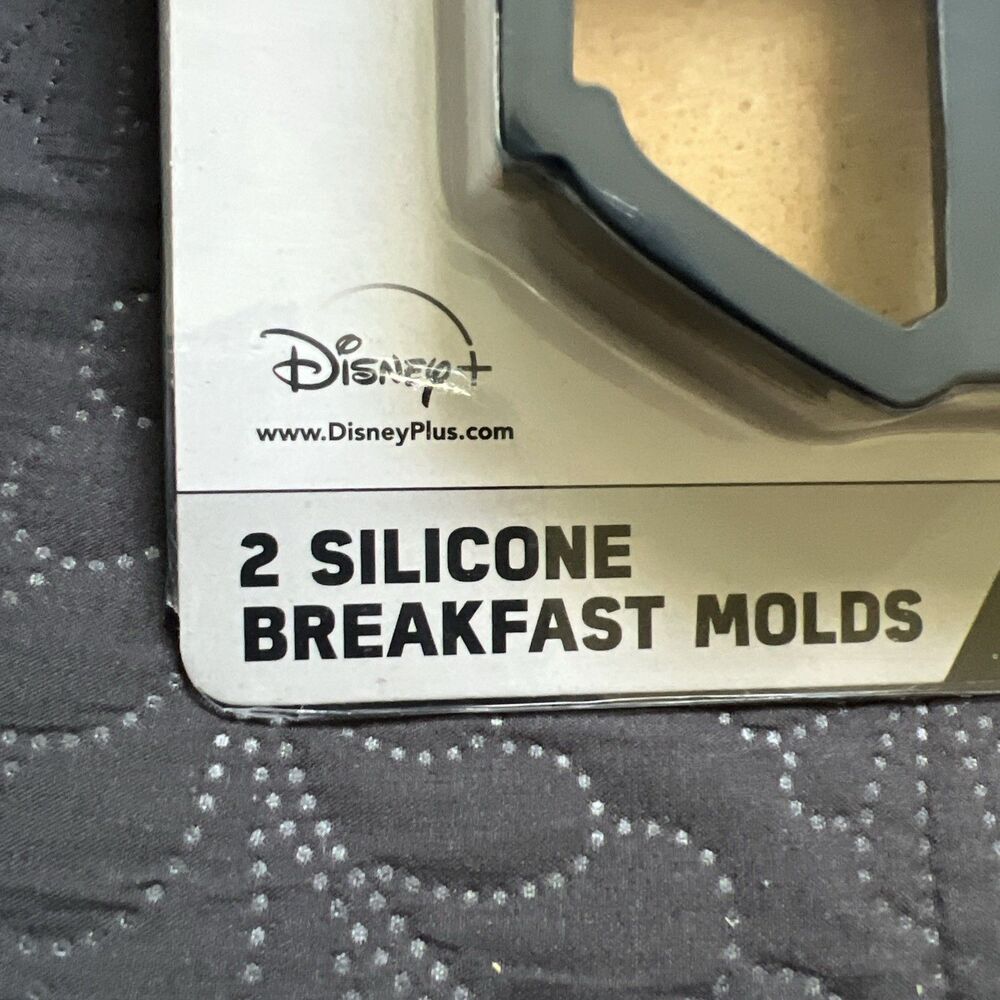 Star Wars - The Mandalorian Themed Silicone Breakfast Molds | 2 Molds | NEW Home - Picture 7 of 9